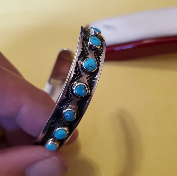 925 Turquoise Cuff Bracelet - Picture 7 of 13